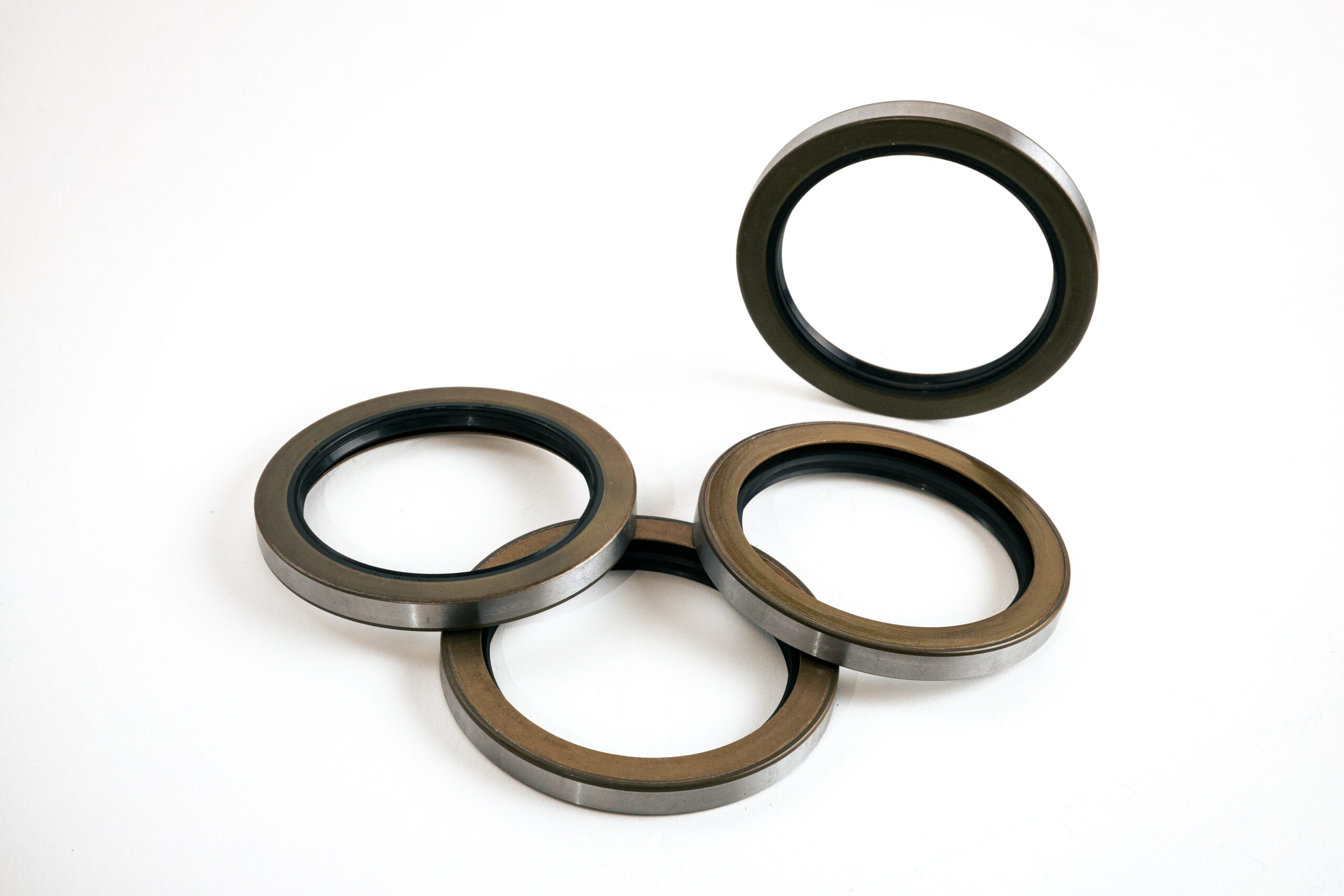 Metal gaskets